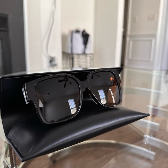 YSL SAINT LAURENT sunglasses - Picture 4 of 8